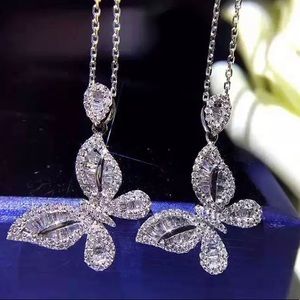 🦋 sterling silver butterfly necklace